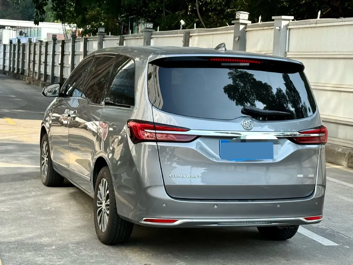 2021 Buick GL8 2.0T 237HP L4 9AT,autocango,china used car exporter,china ev exporter,chinese used car exporter,chinese used ev exporter