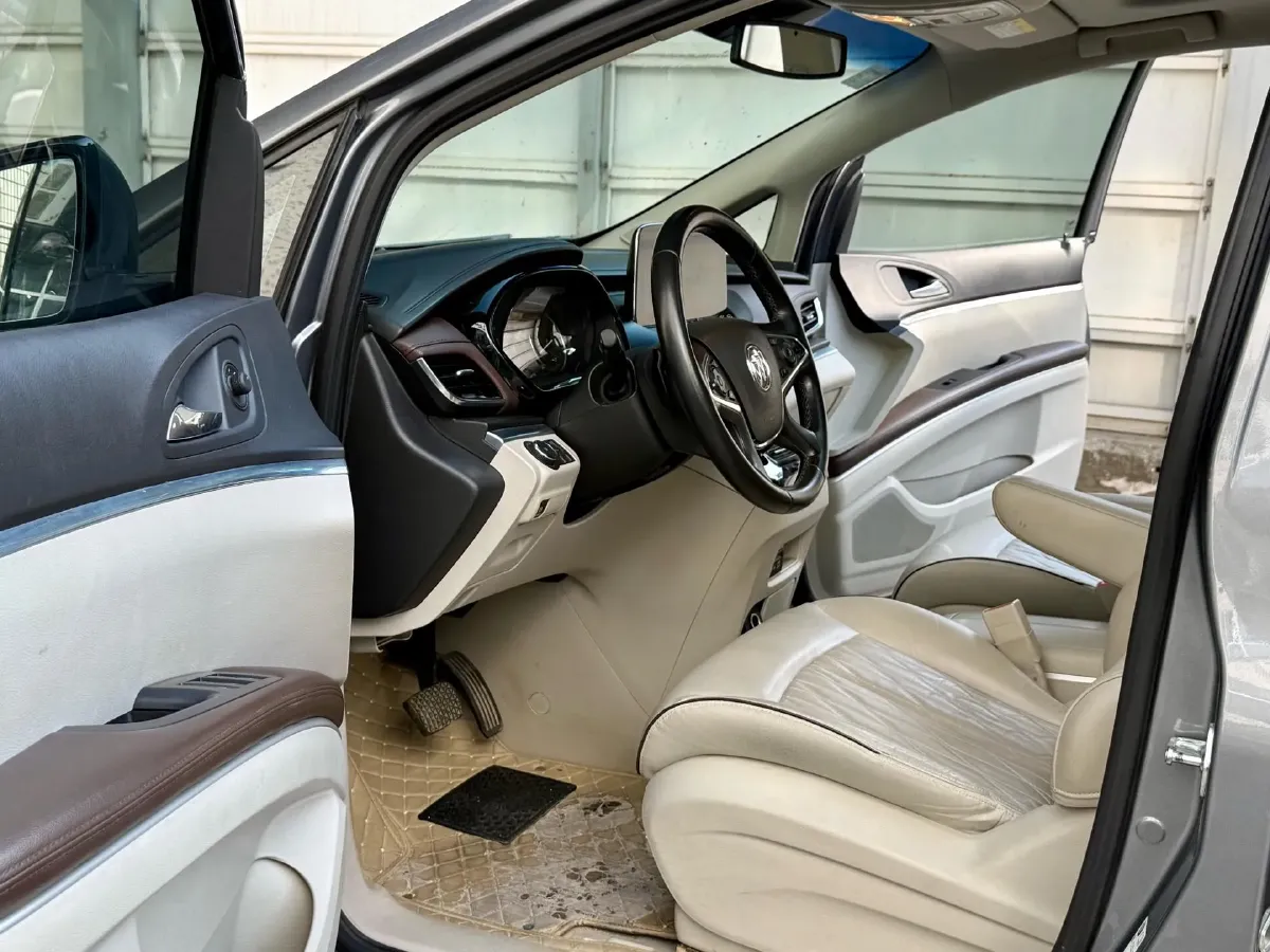 2021 Buick GL8 2.0T 237HP L4 9AT,autocango,china used car exporter,china ev exporter,chinese used car exporter,chinese used ev exporter