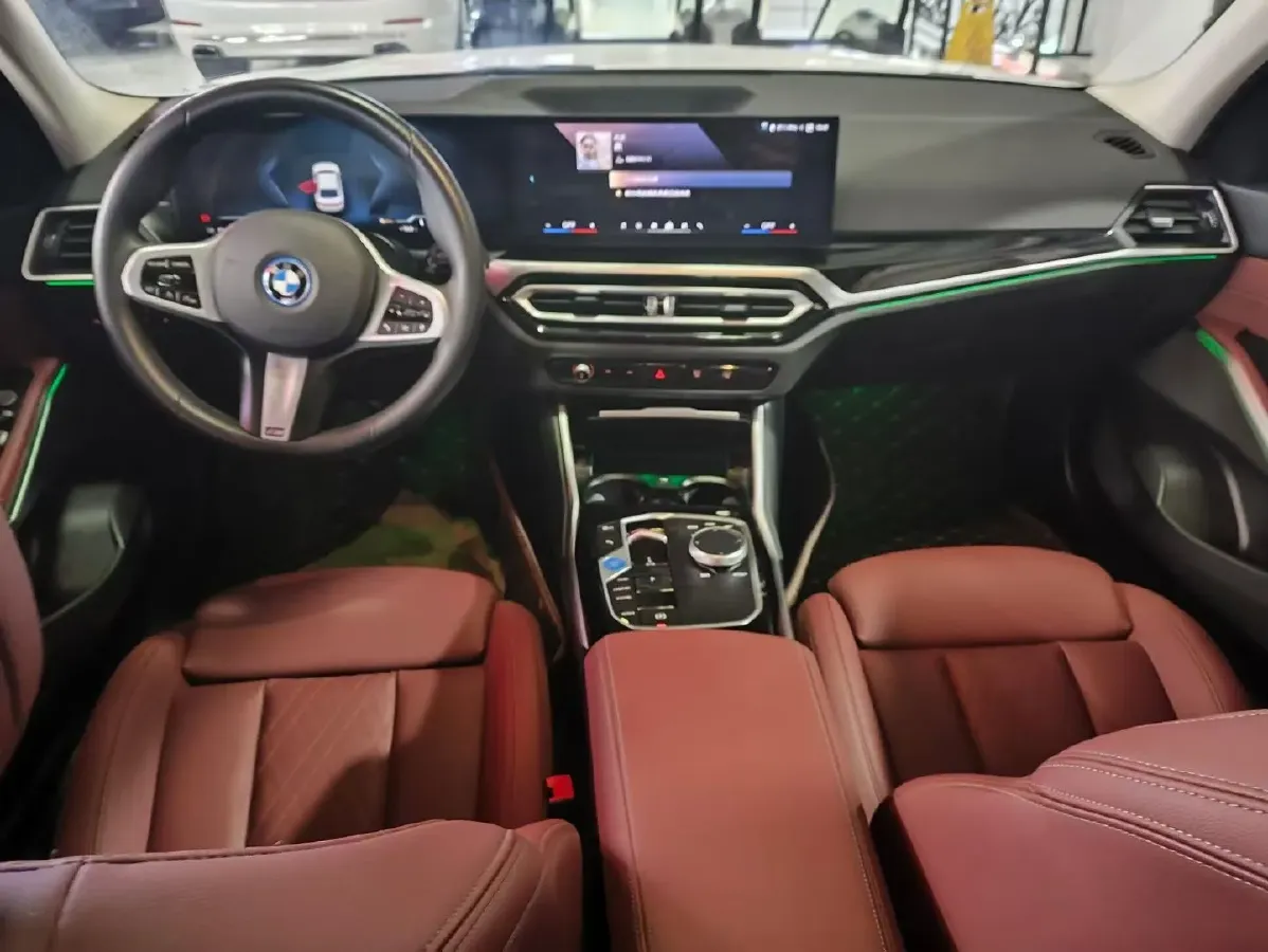 2025 BMW i3 BEV 70KWH,autocango,china used car exporter,china ev exporter,chinese used car exporter,chinese used ev exporter