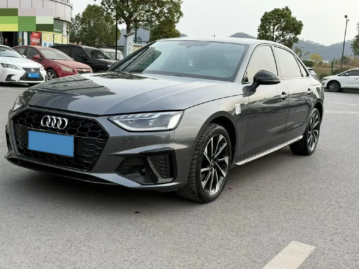 2023 Audi A4L 2.0T 190HP L4 7DCT,autocango,china used car exporter,china ev exporter,chinese used car exporter,chinese used ev exporter