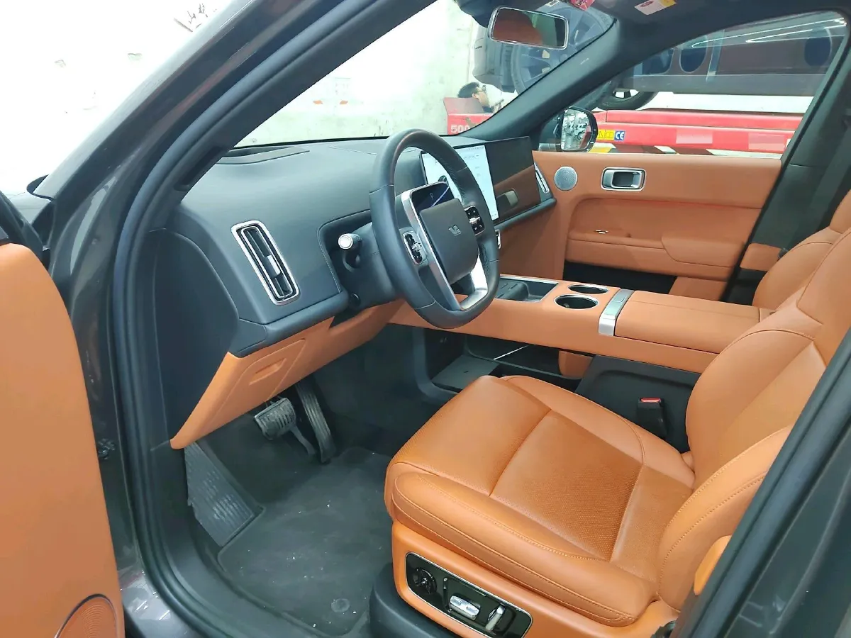 2024 Li L9 Range Extended 154HP REEV 52.3KWH,autocango,china used car exporter,china ev exporter,chinese used car exporter,chinese used ev exporter