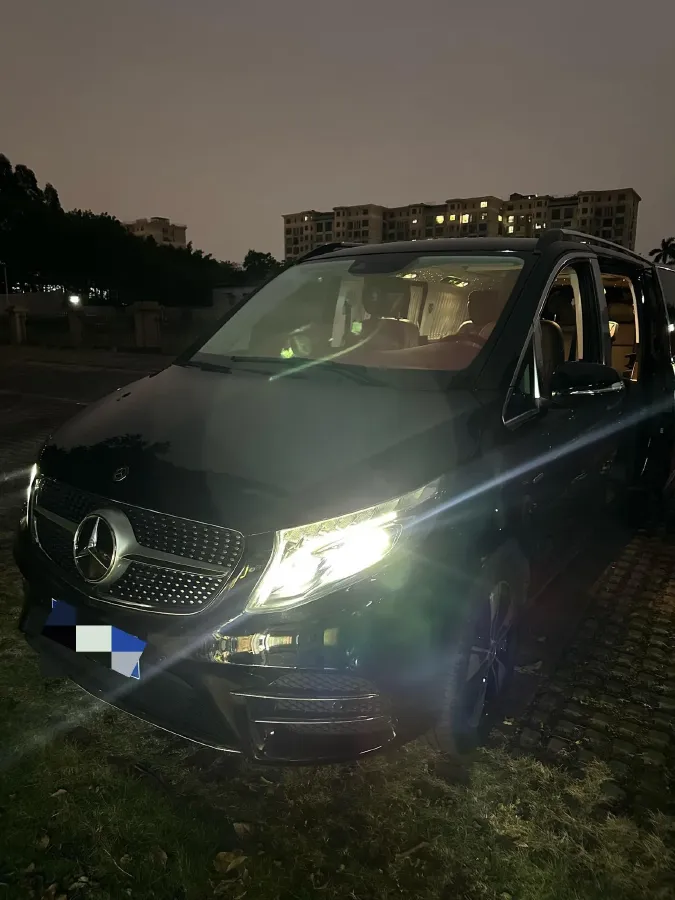 2020 Mercedes-Benz V Class 2.0T 211HP L4 9AT,autocango,china used car exporter,china ev exporter,chinese used car exporter,chinese used ev exporter