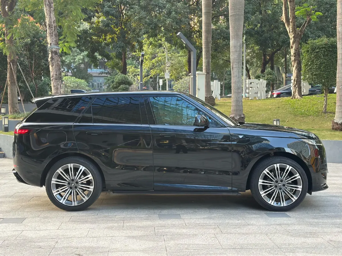 2023 Land Rover Range Rover Sport 3.0T 400HP L6 8AT,autocango,china used car exporter,china ev exporter,chinese used car exporter,chinese used ev exporter