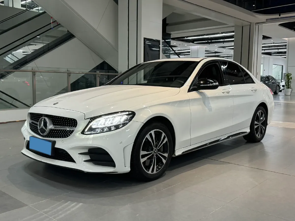 2020 Mercedes-Benz C Class 1.5T 184HP L4 9AT,autocango,china used car exporter,china ev exporter,chinese used car exporter,chinese used ev exporter