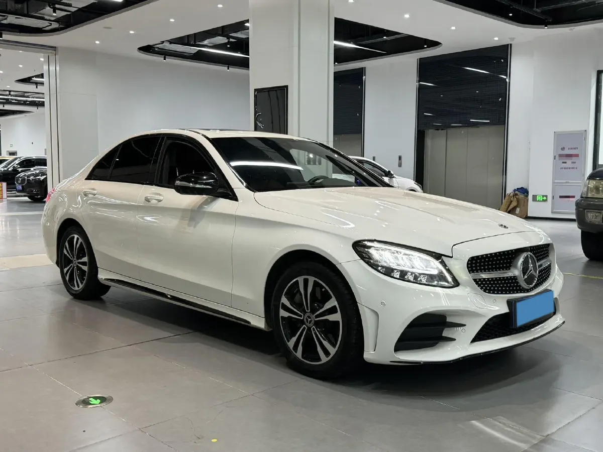 2020 Mercedes-Benz C Class 1.5T 184HP L4 9AT,autocango,china used car exporter,china ev exporter,chinese used car exporter,chinese used ev exporter