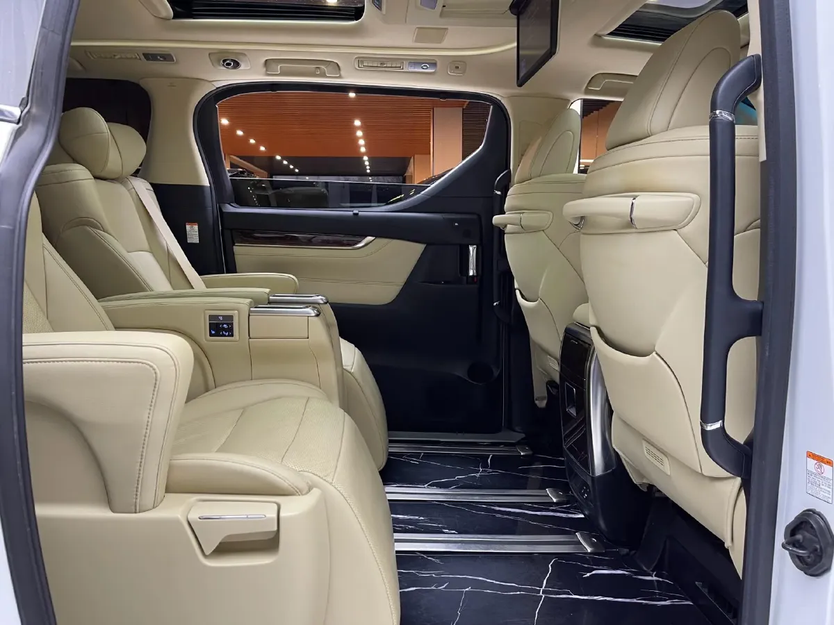 2021 Toyota Alphard 2.5L 117HP L4 E-CVT Hybrid,autocango,china used car exporter,china ev exporter,chinese used car exporter,chinese used ev exporter