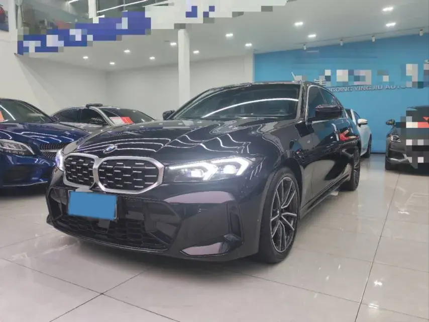 2025 BMW 3 Series 2.0T 184HP L4 8AT