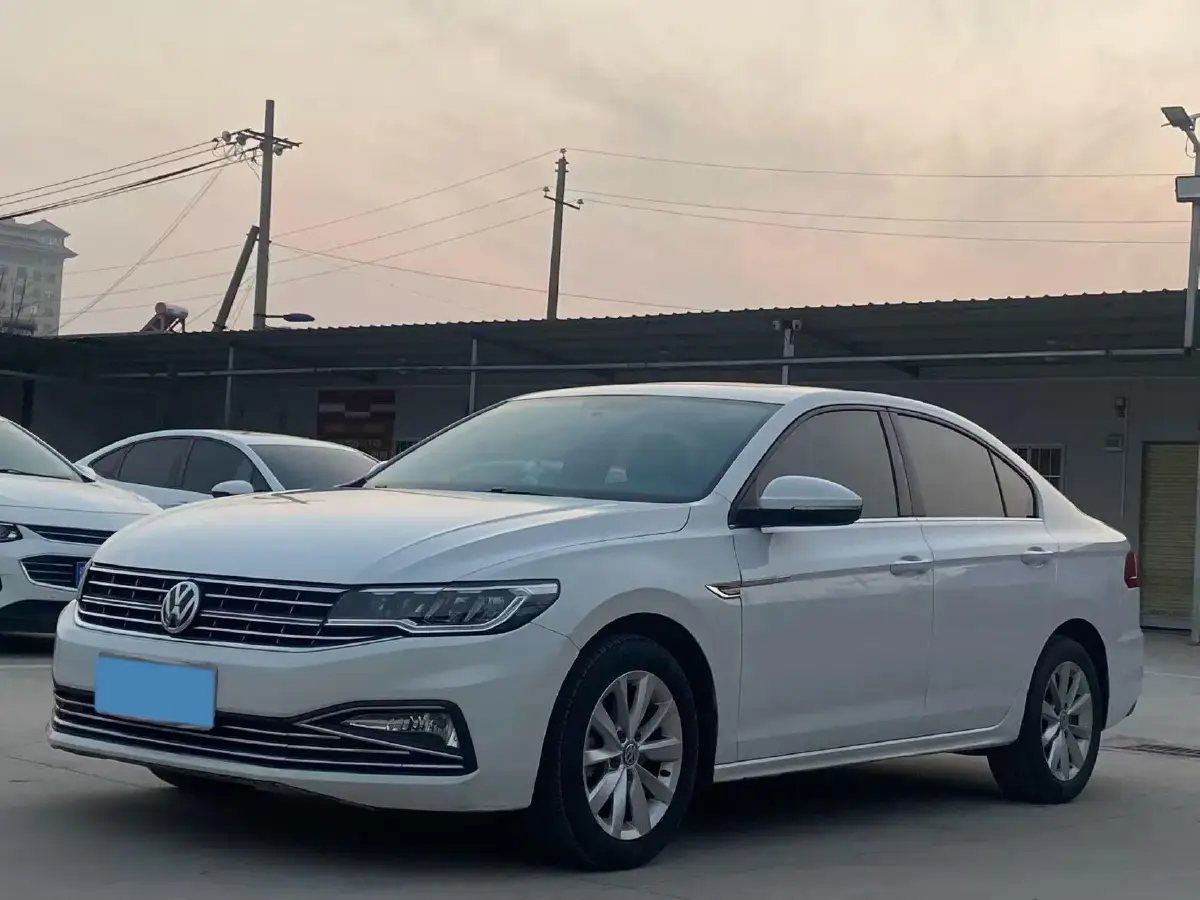 2019 Roewe RX5 MAX 1.5T 173HP L4 6AT 2019 Roewe RX5 MAX 1.5T 173HP L4 6AT