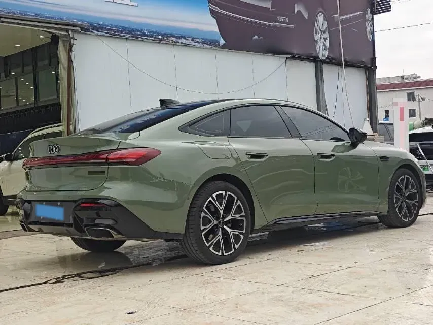 2026 Audi A5L Sportback 2.0T 204HP L4 7DCT,autocango,china used car exporter,china ev exporter,chinese used car exporter,chinese used ev exporter