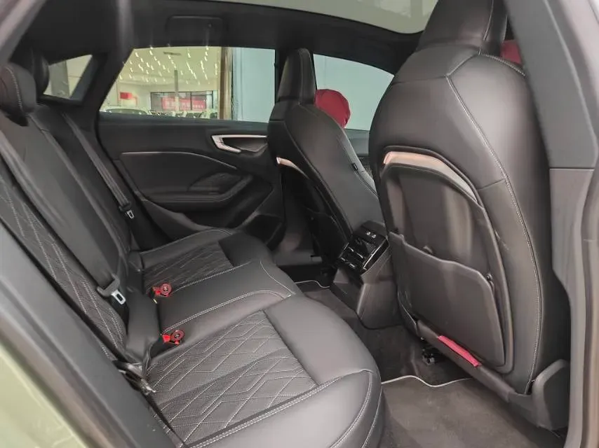 2026 Audi A5L Sportback 2.0T 204HP L4 7DCT,autocango,china used car exporter,china ev exporter,chinese used car exporter,chinese used ev exporter