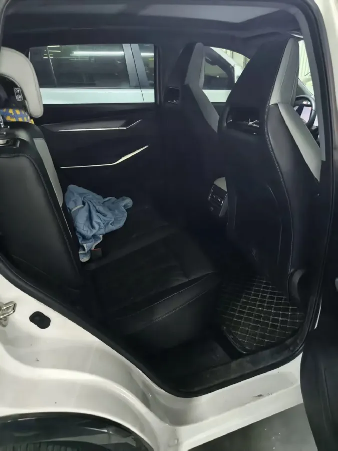 2024 ChangAn CS75 Plus 1.5T 188HP L4 8AT,autocango,china used car exporter,china ev exporter,chinese used car exporter,chinese used ev exporter