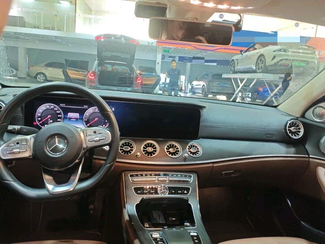 2019 Mercedes-Benz E Class 2.0T 245HP L4 9AT,autocango,china used car exporter,china ev exporter,chinese used car exporter,chinese used ev exporter
