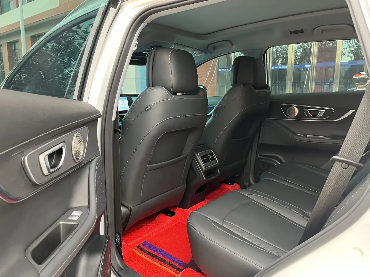 2024 Chery Tiggo 8 PRO 1.6T 197HP L4 7DCT,autocango,china used car exporter,china ev exporter,chinese used car exporter,chinese used ev exporter