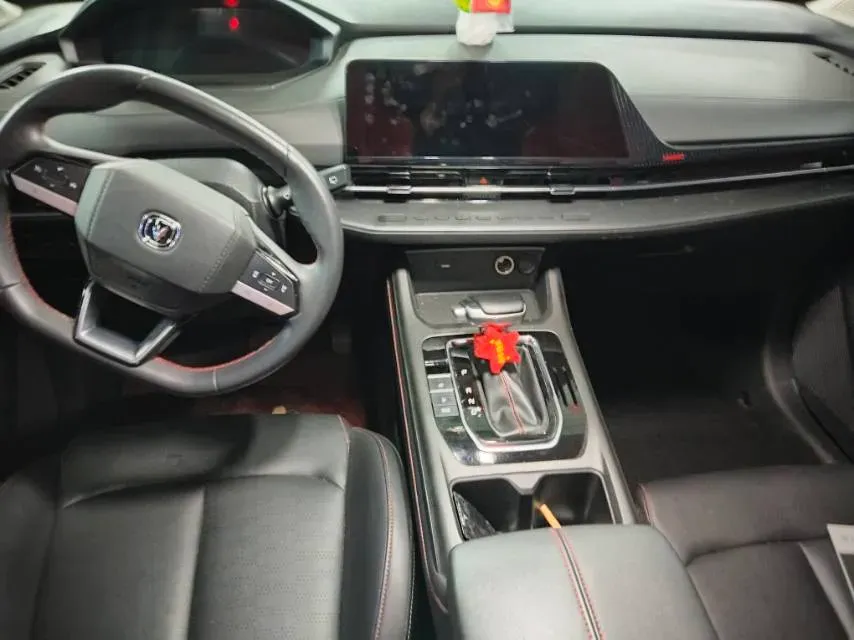 2022 ChangAn CS55 Plus 1.5T 180HP L4 7DCT,autocango,china used car exporter,china ev exporter,chinese used car exporter,chinese used ev exporter