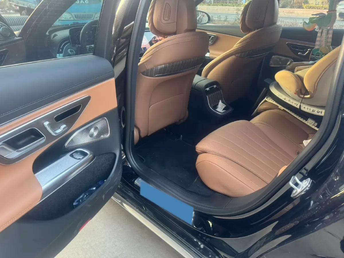 2025 Mercedes-Benz E Class 2.0T 258HP L4 9AT,autocango,china used car exporter,china ev exporter,chinese used car exporter,chinese used ev exporter