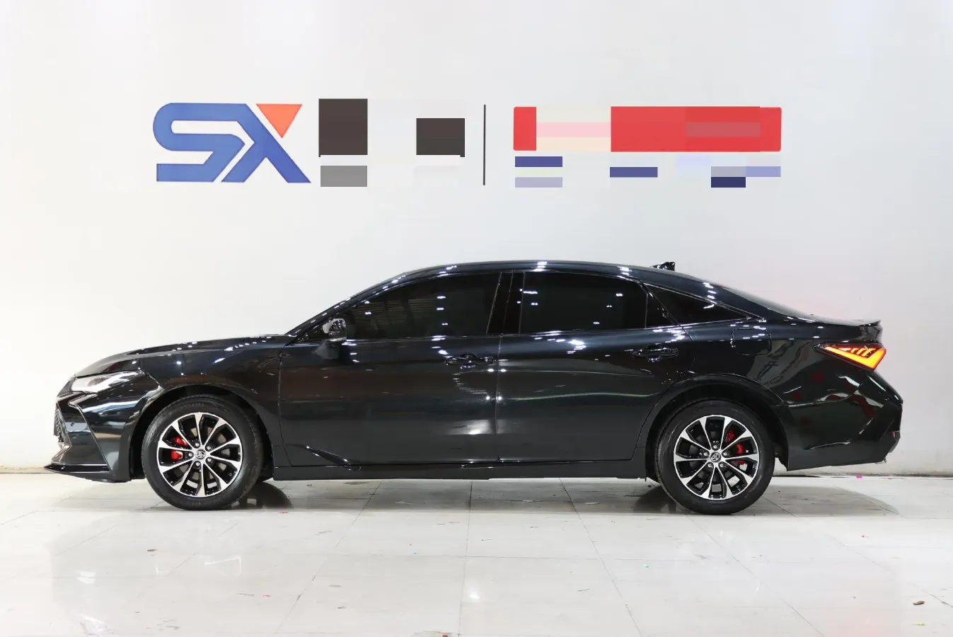 2023 Toyota Avalon 2.5L 207HP L4 8AT,autocango,china used car exporter,china ev exporter,chinese used car exporter,chinese used ev exporter