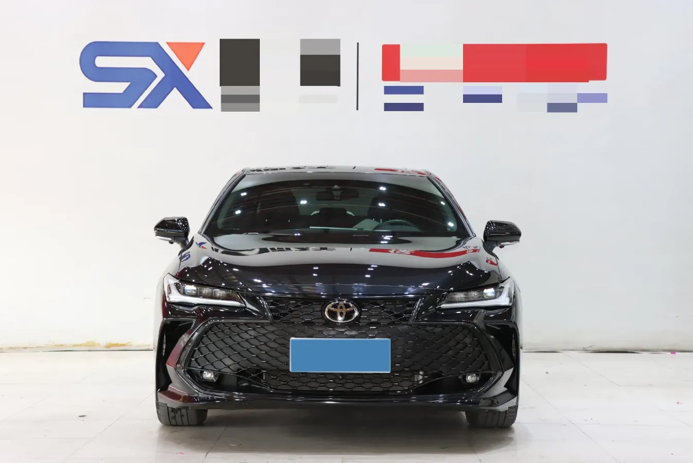2023 Toyota Avalon 2.5L 207HP L4 8AT,autocango,china used car exporter,china ev exporter,chinese used car exporter,chinese used ev exporter