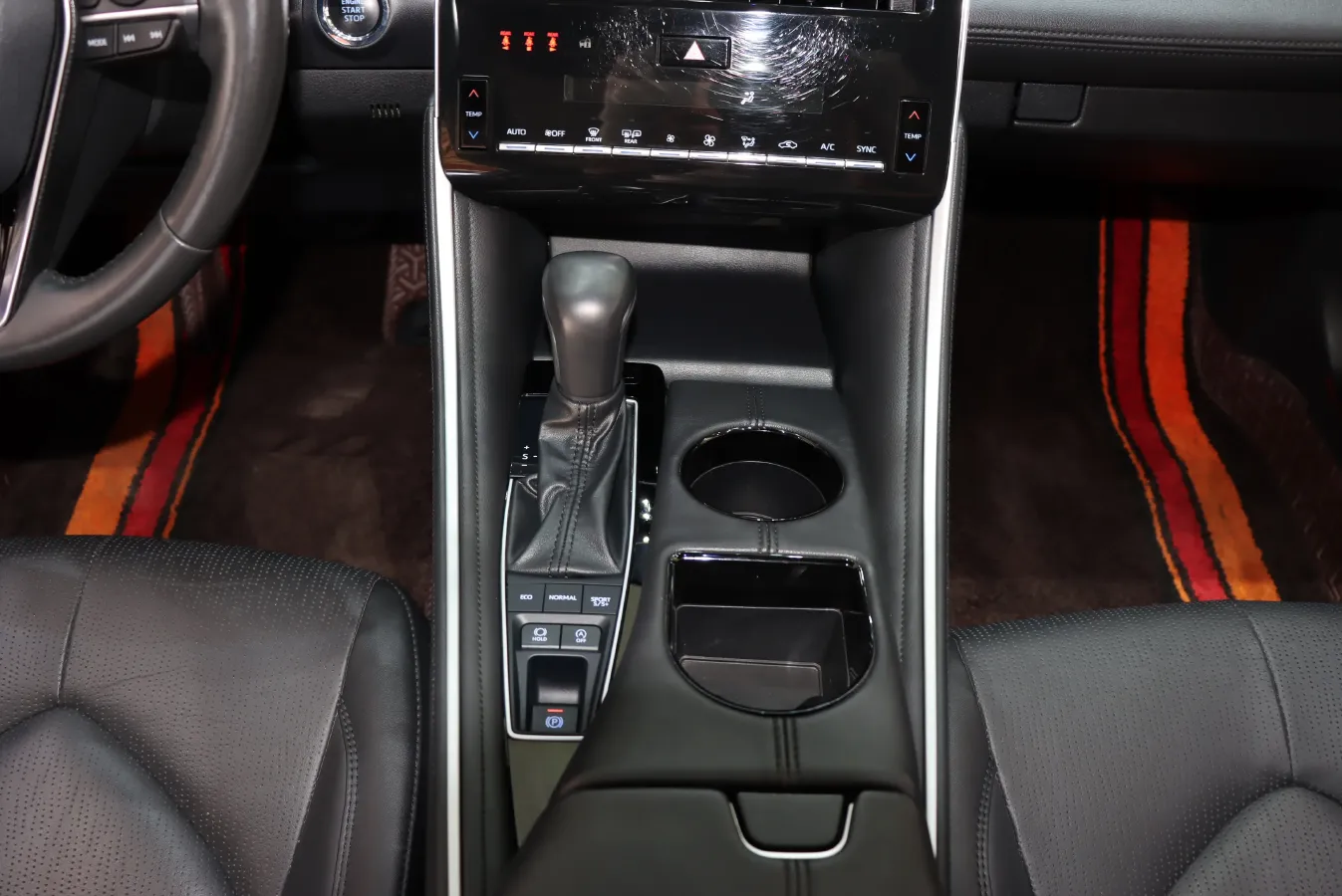 2023 Toyota Avalon 2.5L 207HP L4 8AT,autocango,china used car exporter,china ev exporter,chinese used car exporter,chinese used ev exporter