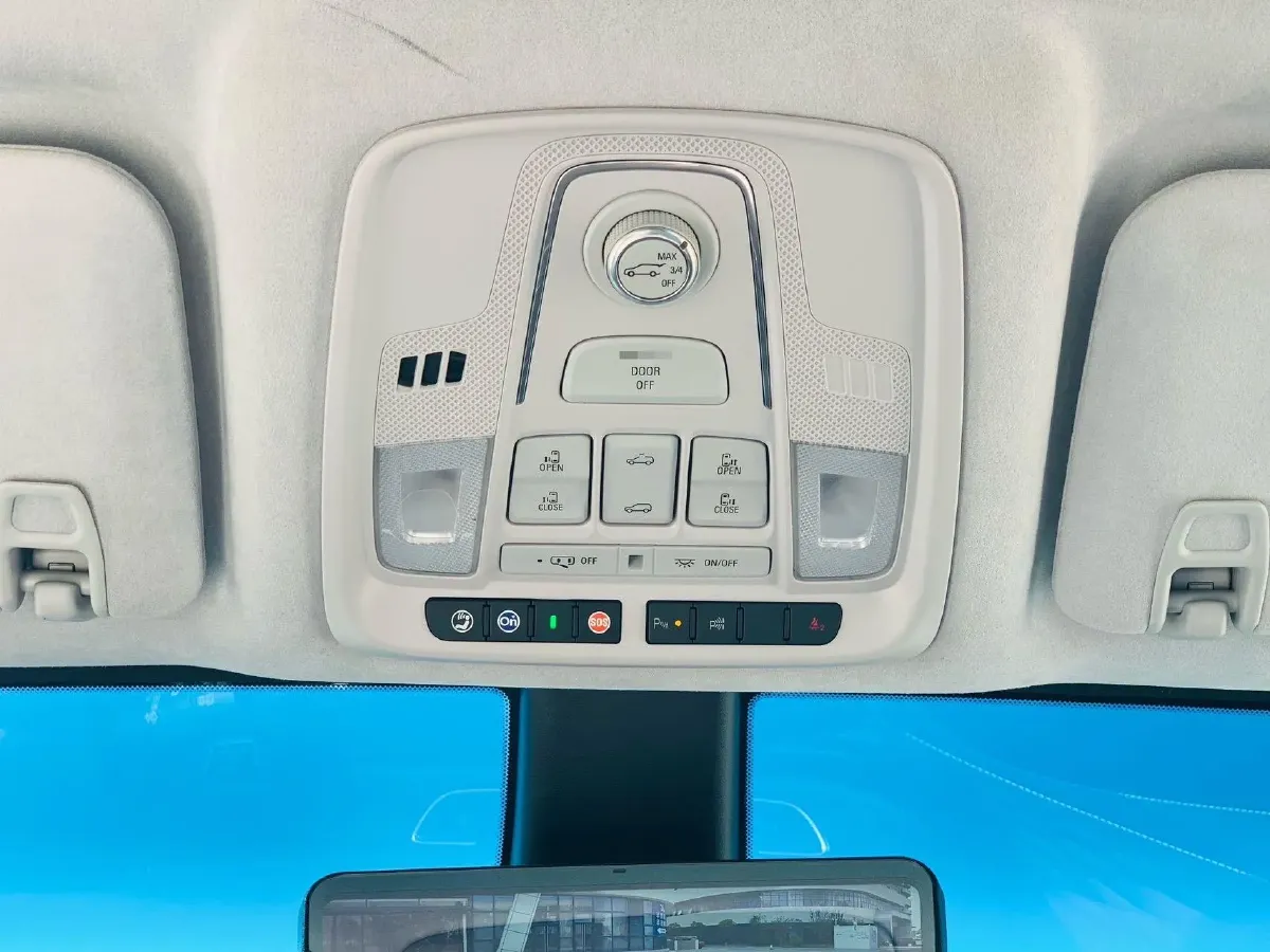 2023 Buick Century 2.0T 237HP L4 9AT,autocango,china used car exporter,china ev exporter,chinese used car exporter,chinese used ev exporter