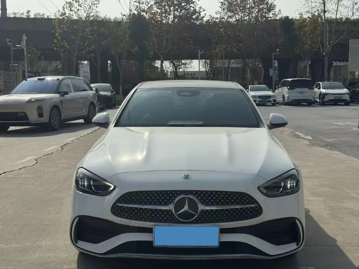 2024 Mercedes-Benz C Class 1.5T 204HP L4 9AT,autocango,china used car exporter,china ev exporter,chinese used car exporter,chinese used ev exporter