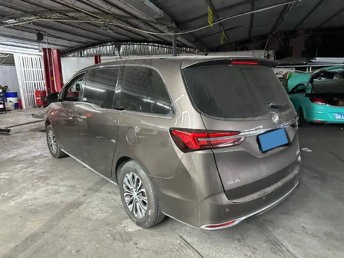 2023 Buick GL8 2.0T 237HP L4 9AT,autocango,china used car exporter,china ev exporter,chinese used car exporter,chinese used ev exporter