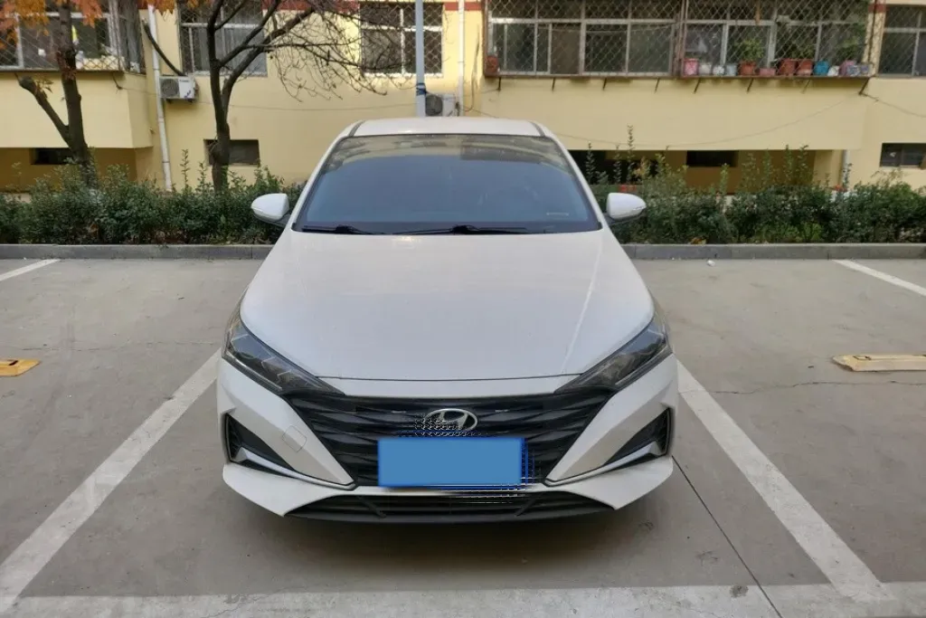 2020 Hyundai Verna 1.4L 100HP L4 6MT,autocango,china used car exporter,china ev exporter,chinese used car exporter,chinese used ev exporter