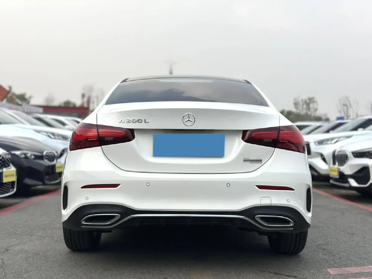 2023 Mercedes-Benz A Class 1.3T 163HP L4 7DCT,autocango,china used car exporter,china ev exporter,chinese used car exporter,chinese used ev exporter