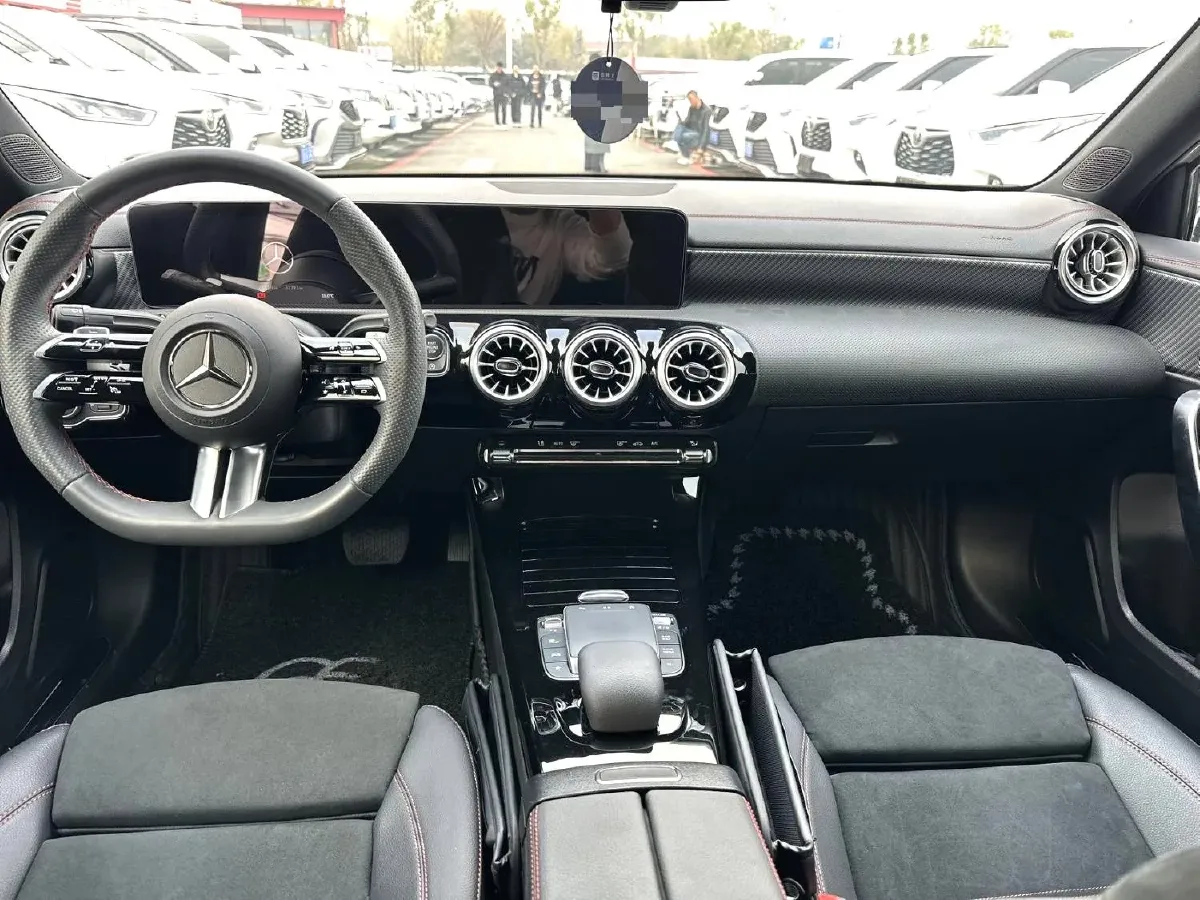 2023 Mercedes-Benz A Class 1.3T 163HP L4 7DCT,autocango,china used car exporter,china ev exporter,chinese used car exporter,chinese used ev exporter