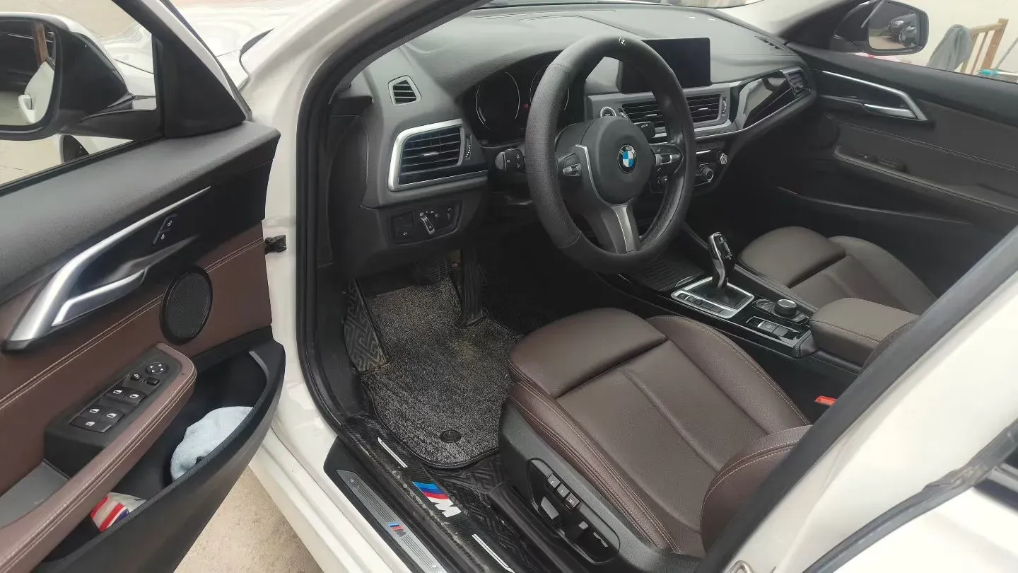 2020 BMW 1 Series 1.5T 140HP L3 7DCT,autocango,china used car exporter,china ev exporter,chinese used car exporter,chinese used ev exporter