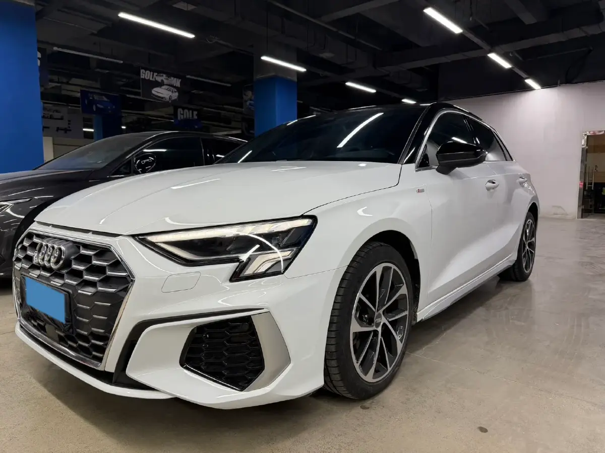 2022 Audi A3 1.4T 150HP L4 7DCT