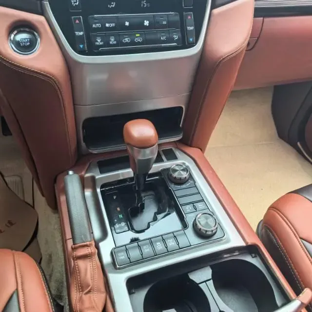 2016 Toyota Land Cruiser 4.0L 275HP V6 5AT,autocango,china used car exporter,china ev exporter,chinese used car exporter,chinese used ev exporter