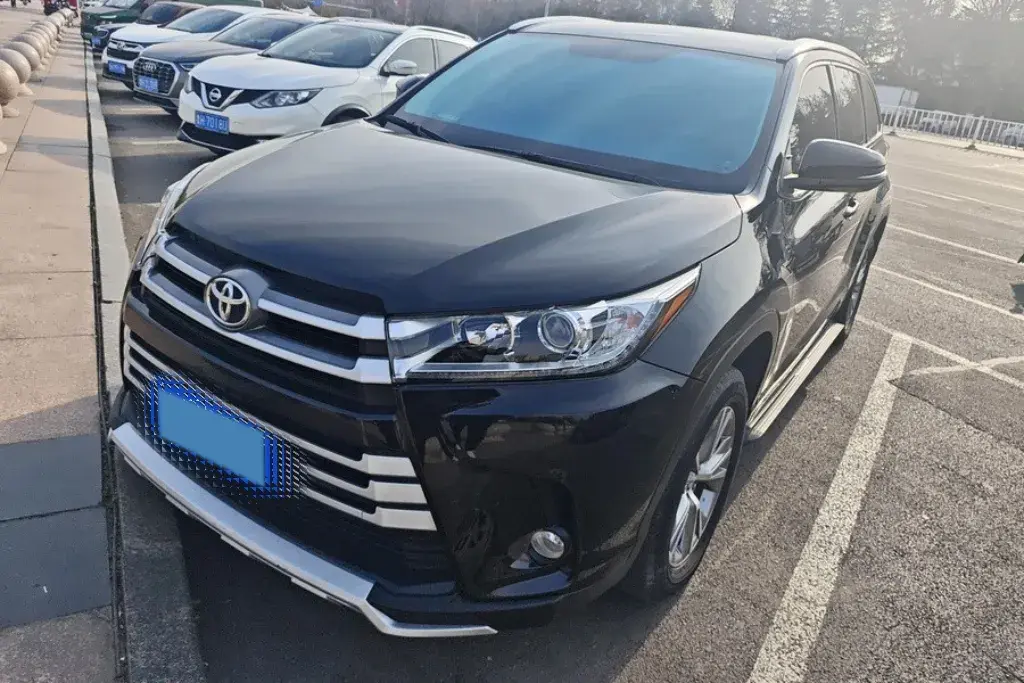 2021 Toyota Highlander 2.0T 220HP L4 6AT