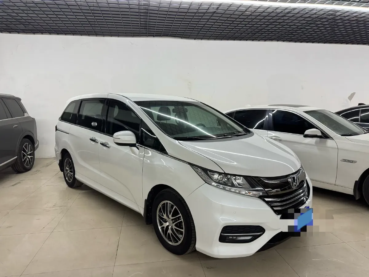 2018 Honda Odyssey 2.4L 186HP L4 CVT,autocango,china used car exporter,china ev exporter,chinese used car exporter,chinese used ev exporter