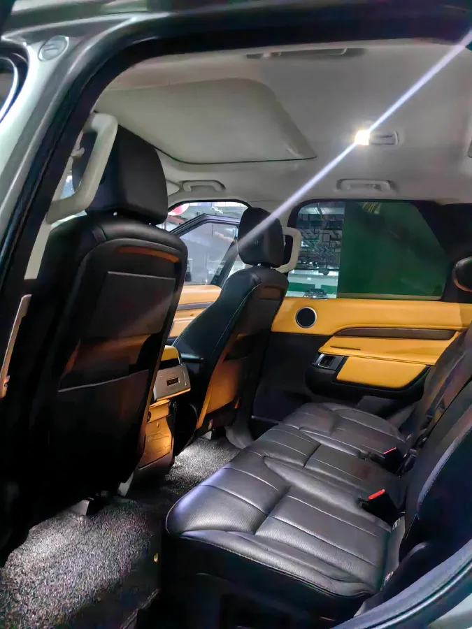 2018 Land Rover Discovery 3.0T 340HP V6 8AT,autocango,china used car exporter,china ev exporter,chinese used car exporter,chinese used ev exporter