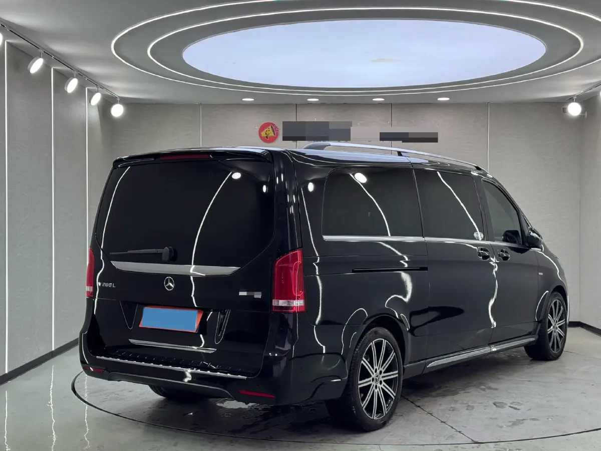 2021 Mercedes-Benz V Class 2.0T 211HP L4 9AT,autocango,china used car exporter,china ev exporter,chinese used car exporter,chinese used ev exporter