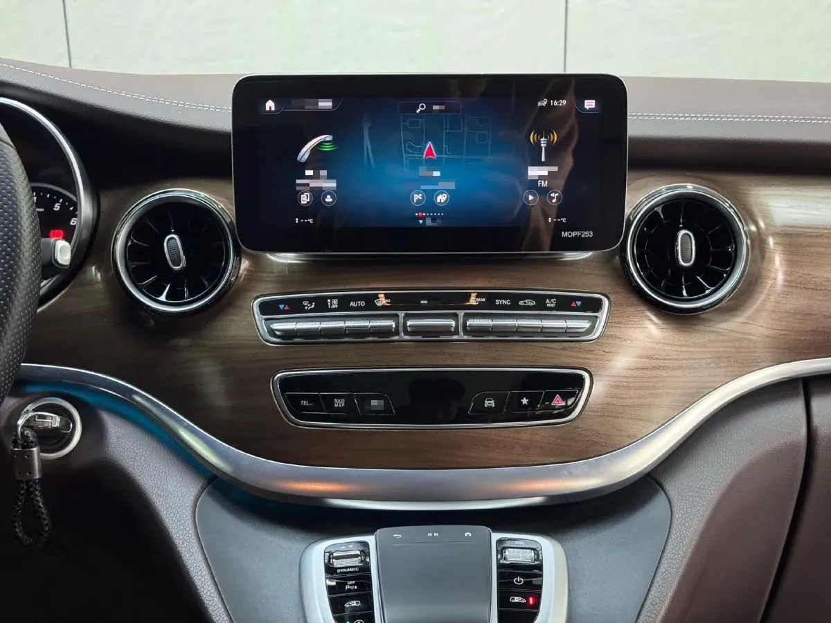 2021 Mercedes-Benz V Class 2.0T 211HP L4 9AT,autocango,china used car exporter,china ev exporter,chinese used car exporter,chinese used ev exporter