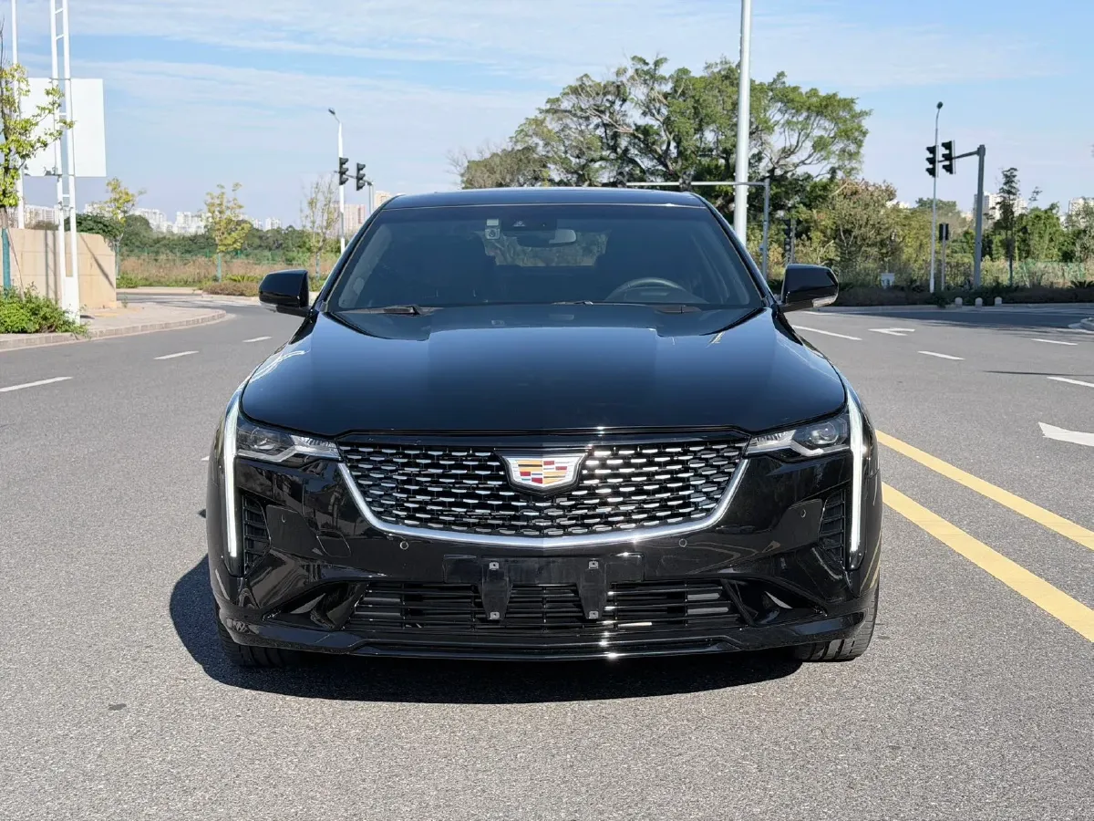 2022 Cadillac CT4 2.0T 237HP L4 8AT,autocango,china used car exporter,china ev exporter,chinese used car exporter,chinese used ev exporter