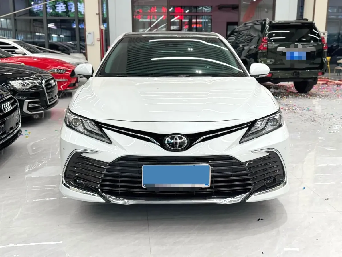 2023 Toyota Camry 2.5L 207HP L4 8AT,autocango,china used car exporter,china ev exporter,chinese used car exporter,chinese used ev exporter