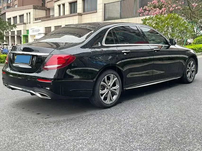 2020 Mercedes-Benz E Class 2.0T 258HP L4 9AT,autocango,china used car exporter,china ev exporter,chinese used car exporter,chinese used ev exporter