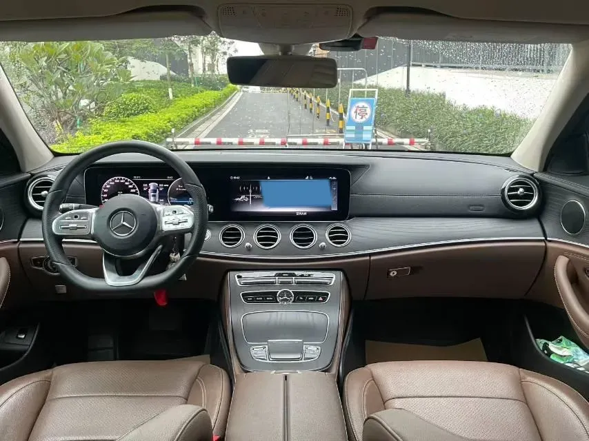 2020 Mercedes-Benz E Class 2.0T 258HP L4 9AT,autocango,china used car exporter,china ev exporter,chinese used car exporter,chinese used ev exporter