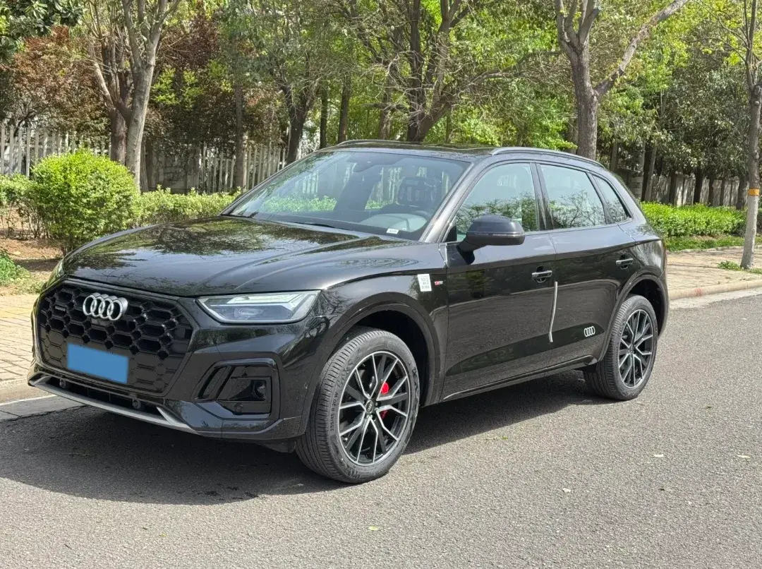 2025 Audi Q5L 2.0T 245HP L4 7DCT