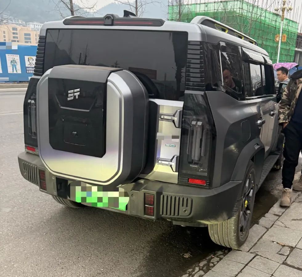 2024 Jetour ShanHai TravellerC-DM 1.5T 156HP L4 3DHT PHEV 43.24KWH,autocango,china used car exporter,china ev exporter,chinese used car exporter,chinese used ev exporter