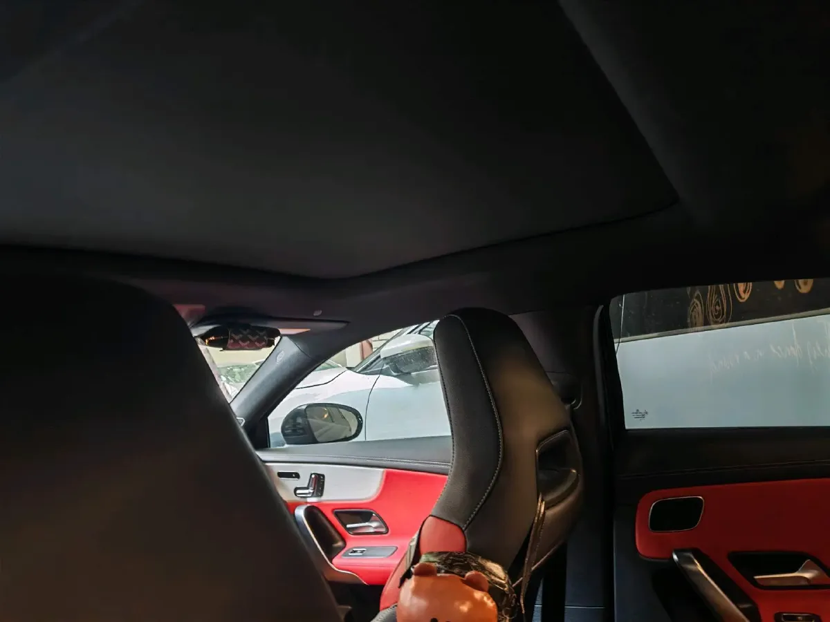 2020 Mercedes-Benz A AMG 2.0T 306HP L4 7DCT,autocango,china used car exporter,china ev exporter,chinese used car exporter,chinese used ev exporter