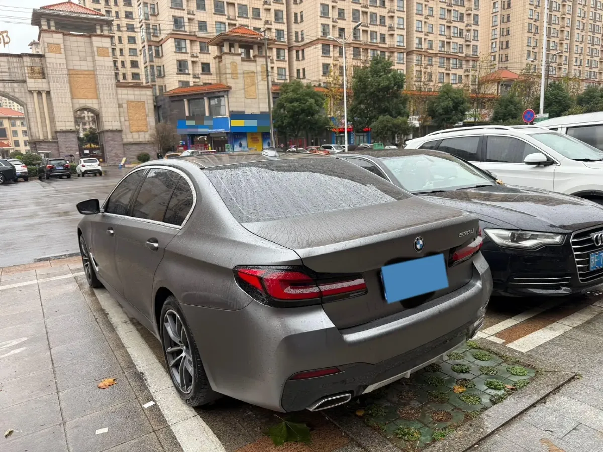 2021 BMW 5 Series 2.0T 184HP L4 8AT,autocango,china used car exporter,china ev exporter,chinese used car exporter,chinese used ev exporter