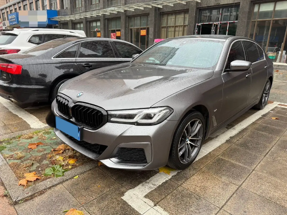 2021 BMW 5 Series 2.0T 184HP L4 8AT