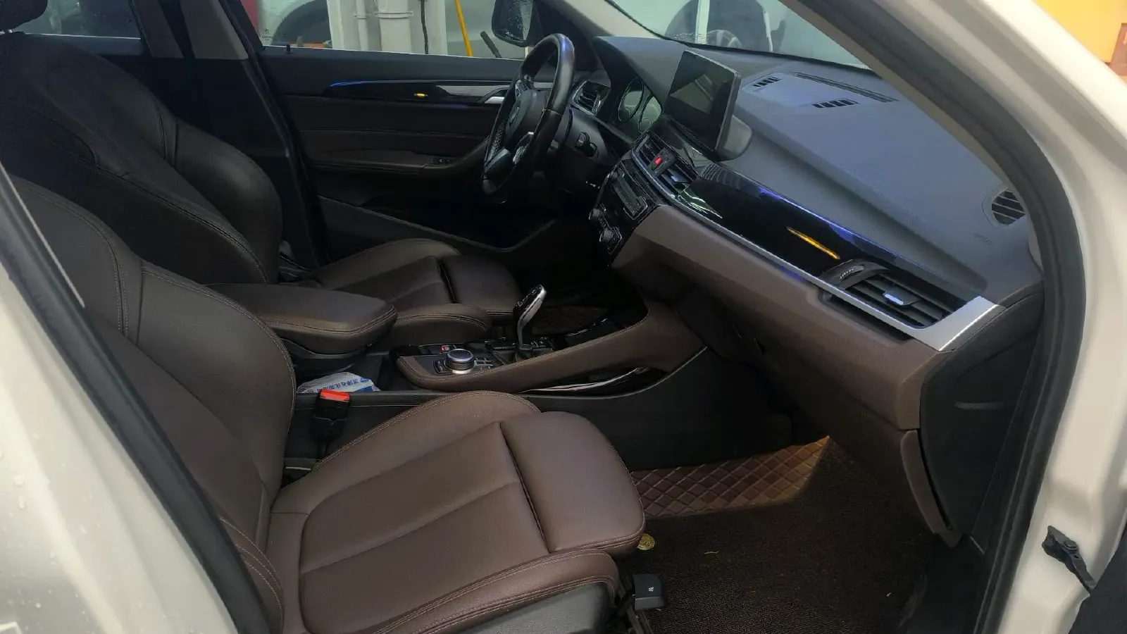 2020 BMW X1 1.5T 140HP L3 7DCT,autocango,china used car exporter,china ev exporter,chinese used car exporter,chinese used ev exporter