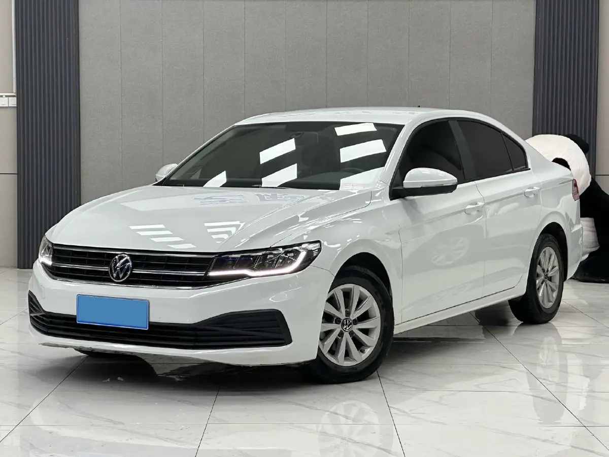 2021 Volkswagen Bora 1.5L 113HP L4 6AT 2021 Volkswagen Bora 1.5L 113HP L4 6AT