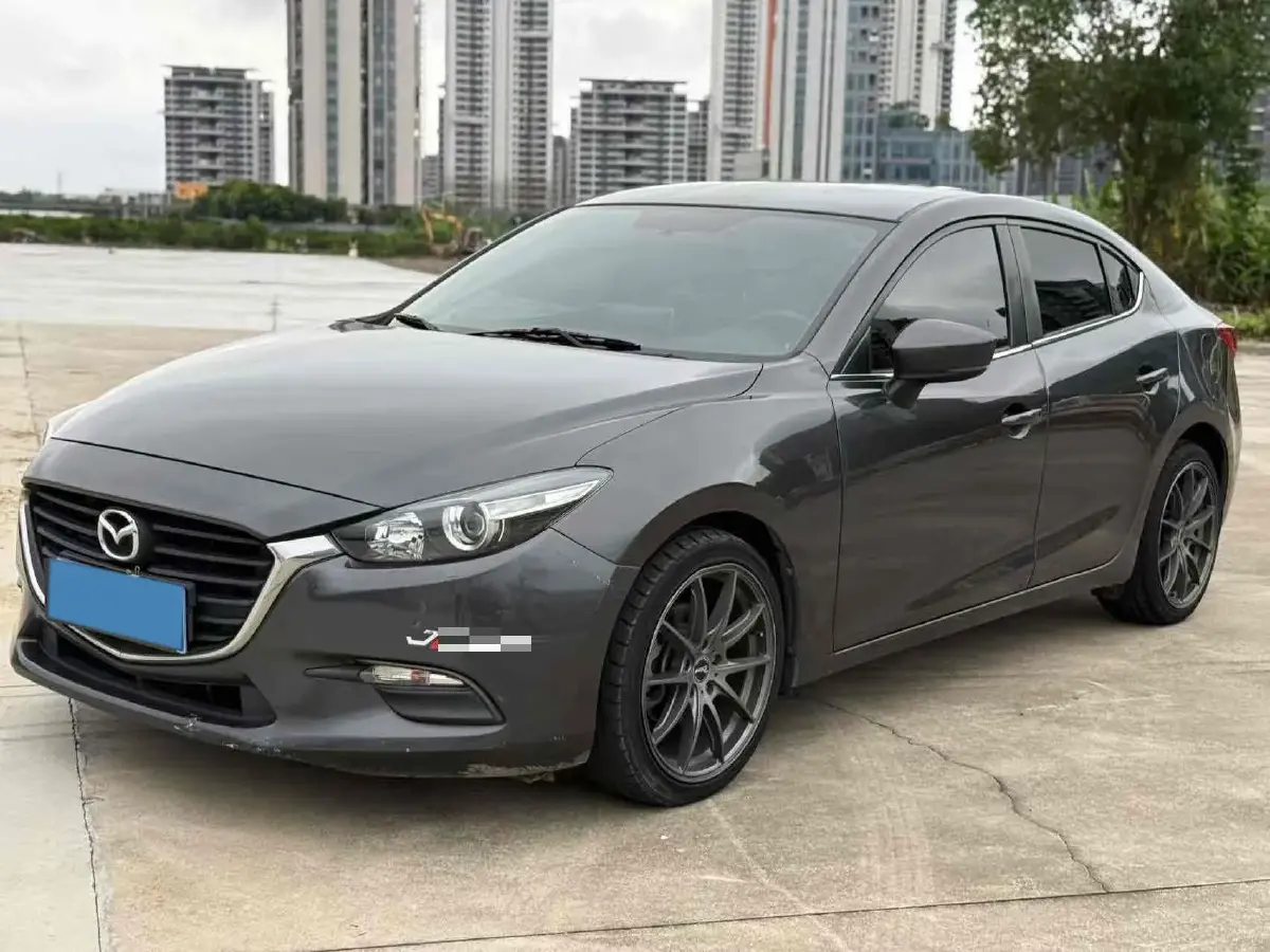 2017 Mazda 3 Axela 1.5L 117HP L4 6AT