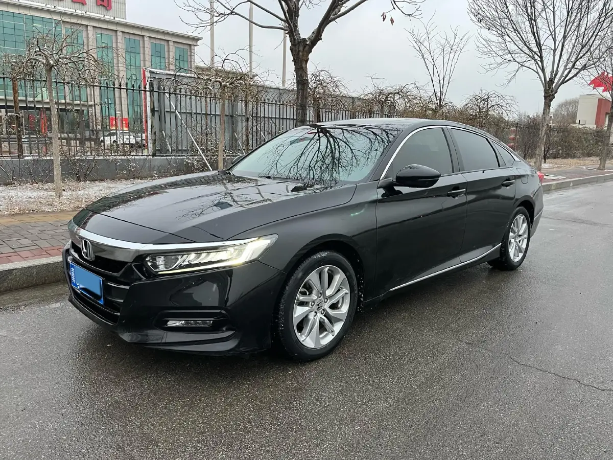 2018 Honda Accord 1.5T 194HP L4 CVT
