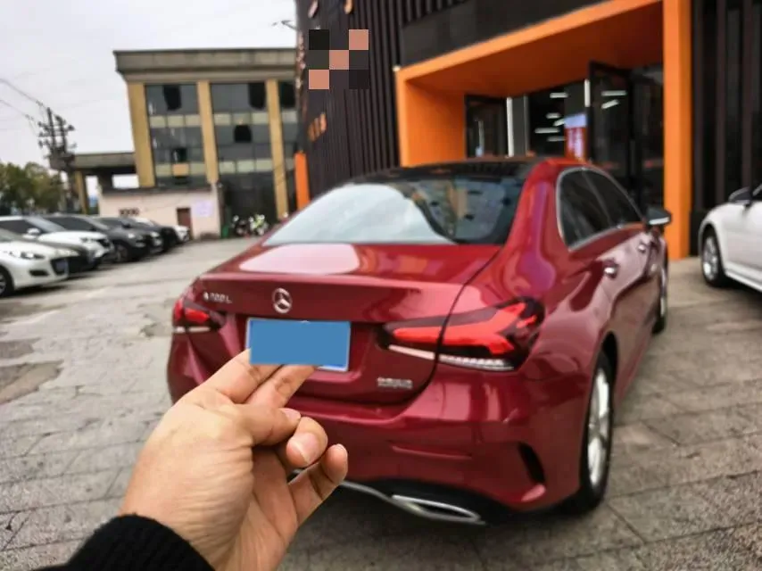 2021 Mercedes-Benz A Class 1.3T 163HP L4 7DCT,autocango,china used car exporter,china ev exporter,chinese used car exporter,chinese used ev exporter